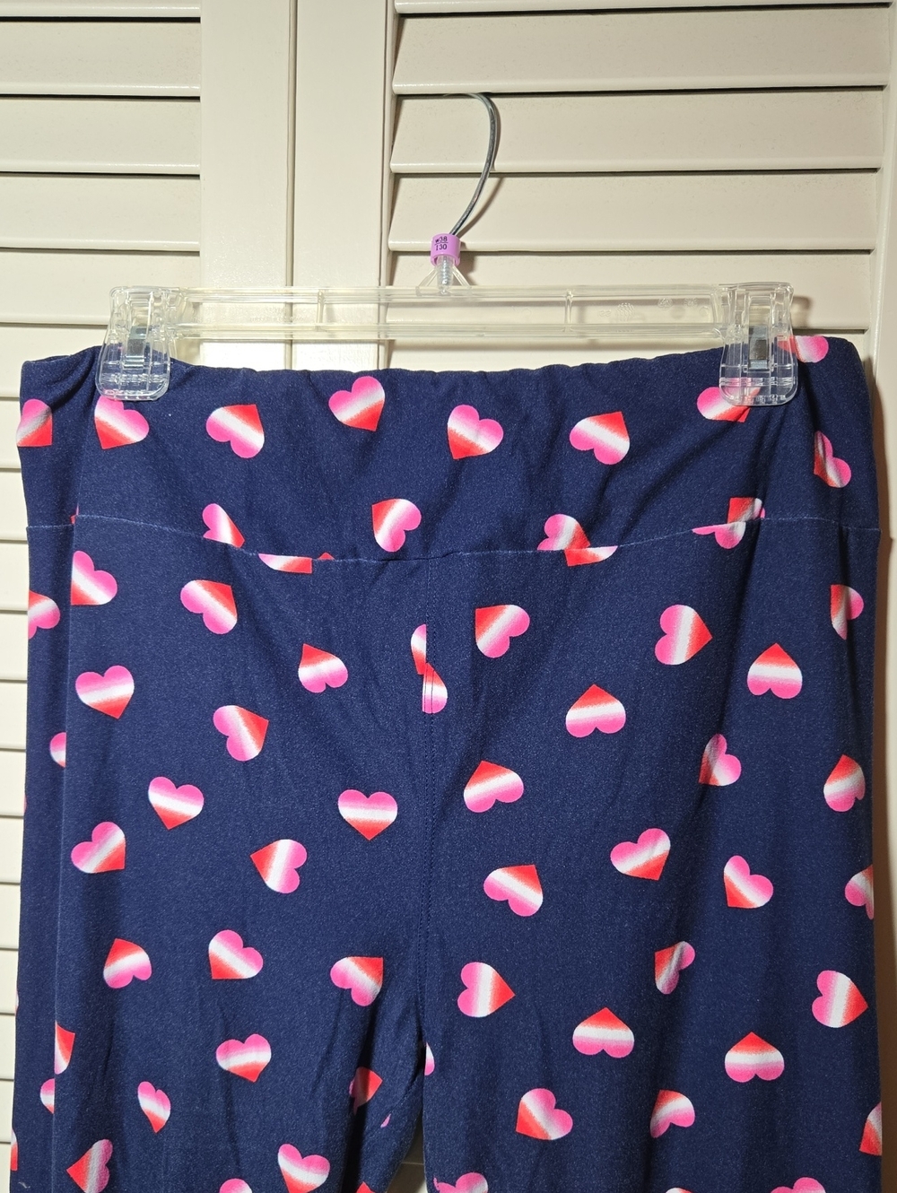 LuLaRoe T/C Navy Leggings with Heart Print